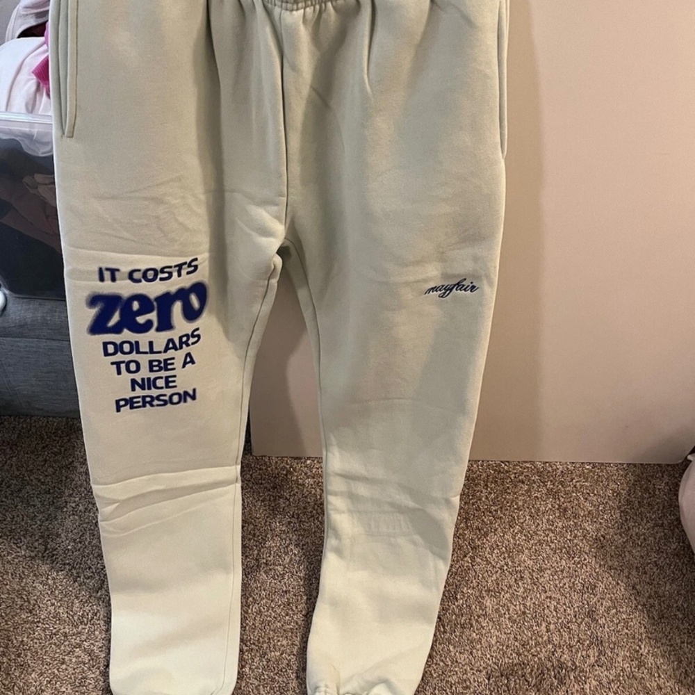 The mayfair group sweatpants new with tags extra small